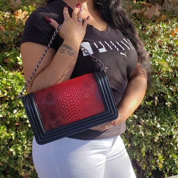 Red Snake Skin Quilted Leather Shoulder bag - Picture 4 of 5